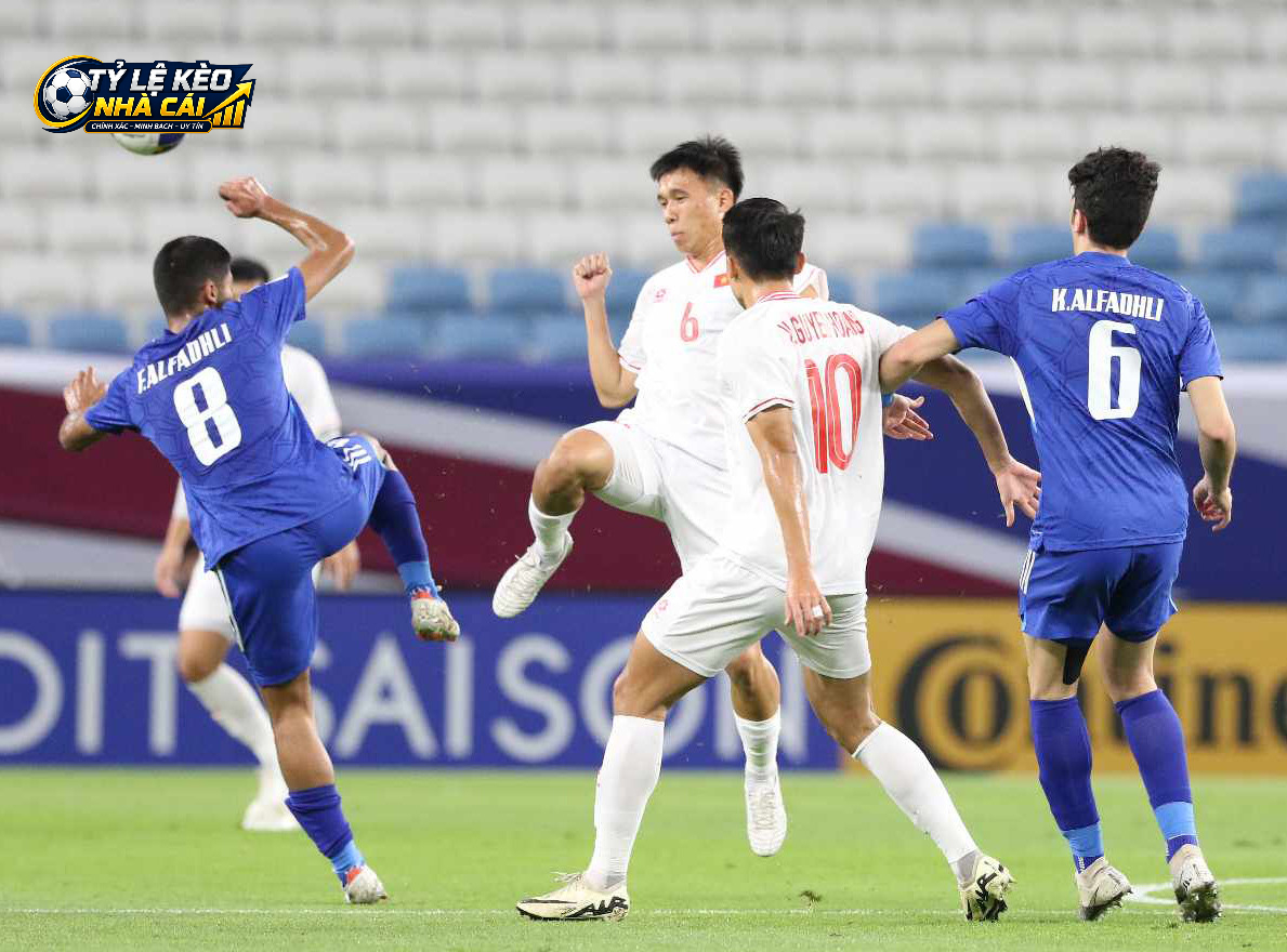 U23 Việt Nam tìm bàn thắng sớm trong trận ra quân